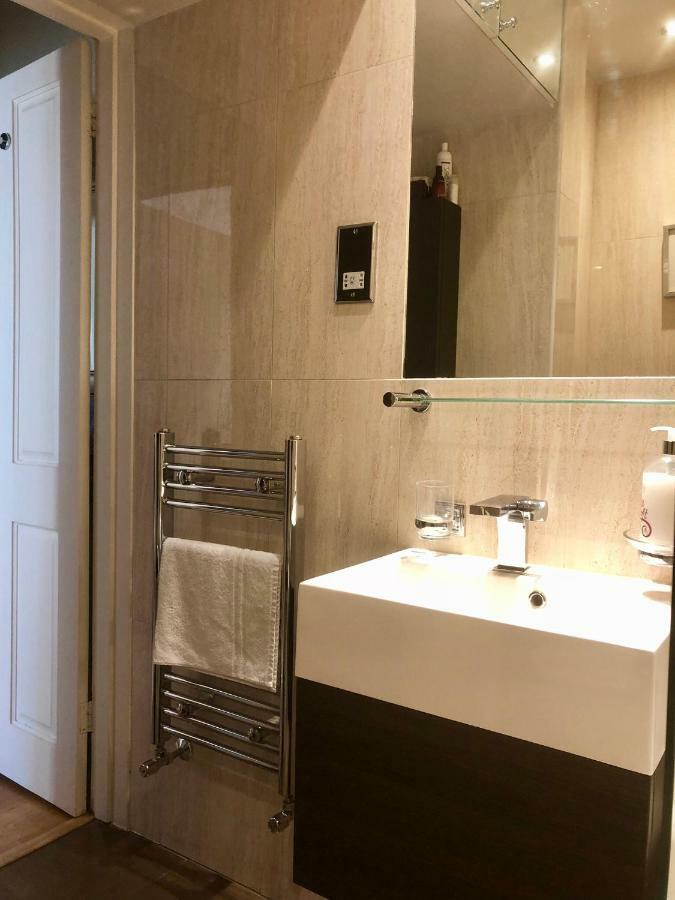 Luxury Apartment In Central London, Mida Vale المظهر الخارجي الصورة